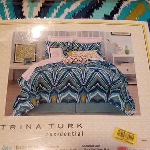 Trina Turk Queen size comforter set blue/turquoise